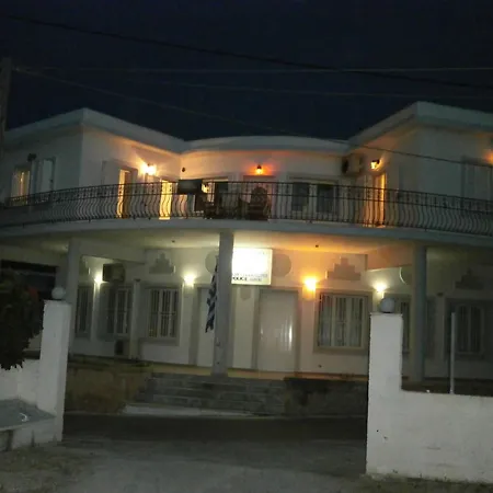 Apartment Flisvos House *